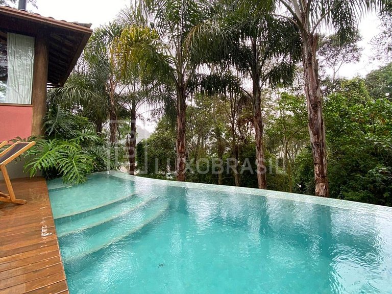 LB - PET800 Casa com 03 quartos, 250 m² - aluguel por R$ 11.