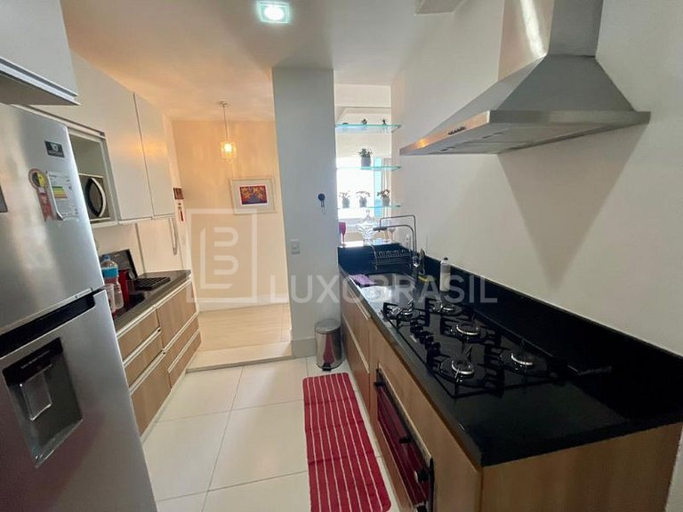 LB - RJ806 Apartamento com 03 quartos para alugar por R$ 18.