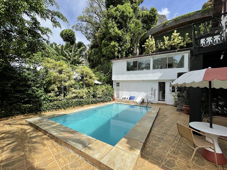 LB - RJ815 Casa com 06 quartos, 600 m² - venda por R$ 4.000.