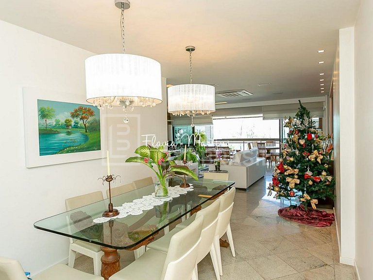 LB - RJ864 4-Suite Apartment for Sale on Av. do Pepê | 262 m