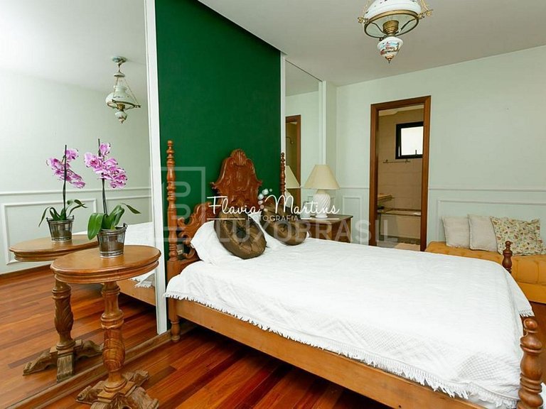 LB - RJ864 4-Suite Apartment for Sale on Av. do Pepê | 262 m