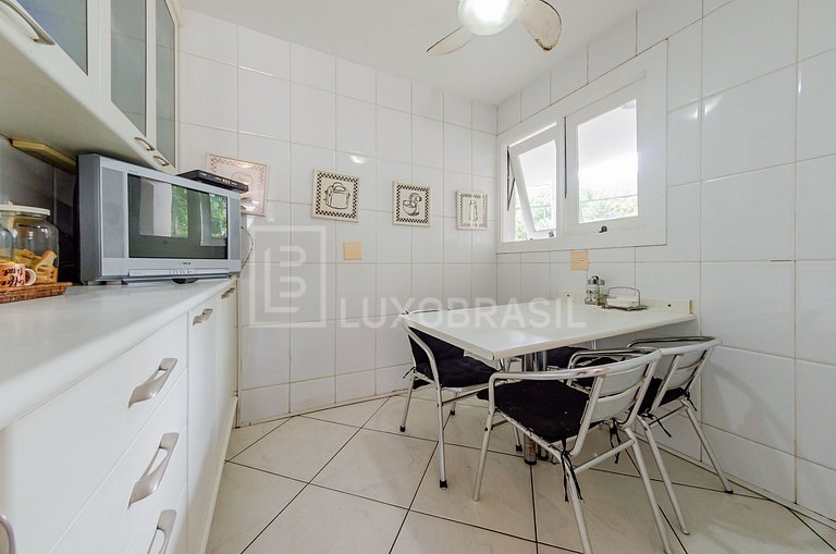 LB - RJ804 Casa com 06 quartos, 690 m² - Itanhangá