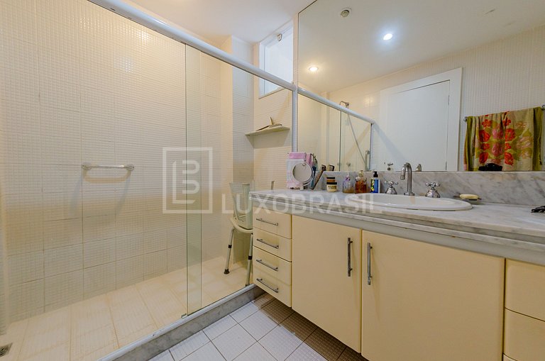 LB - RJ804 Casa com 06 quartos, 690 m² - Itanhangá