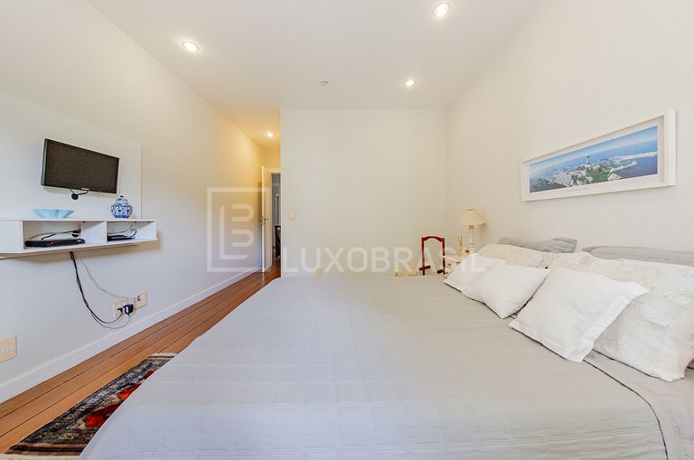 LB - RJ804 Casa com 06 quartos, 690 m² - Itanhangá