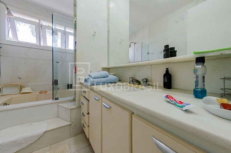 LB - RJ804 Casa com 06 quartos, 690 m² - Condomínio Greenwoo