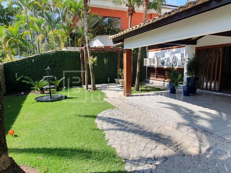 LB - RJ809 Casa com 05 suítes à venda, 605 m² por R$ 6.900.0