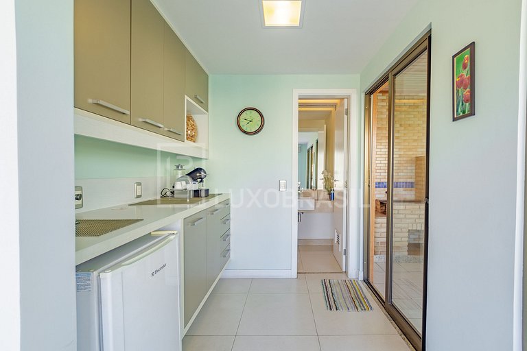 LB - RJ933 4-Bedroom Penthouse for Sale, 240 m² - Botafogo