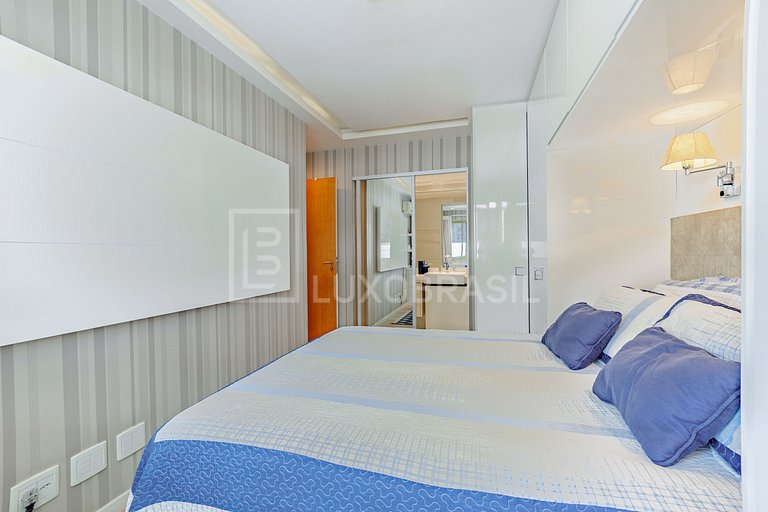 LB - RJ933 4-Bedroom Penthouse for Sale, 240 m² - Botafogo