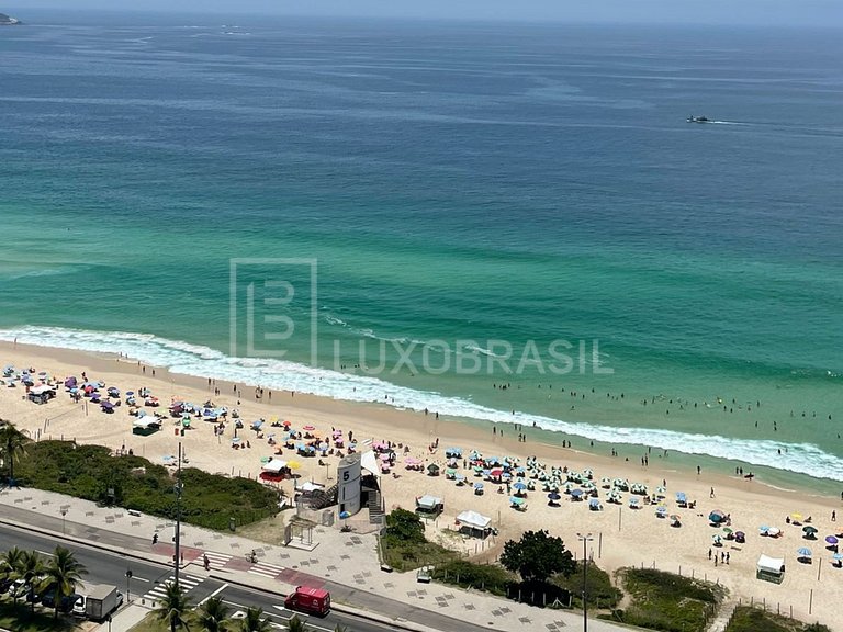 LB - RJ990 Apartamento com 04 Quartos no Costa del Sol à ven