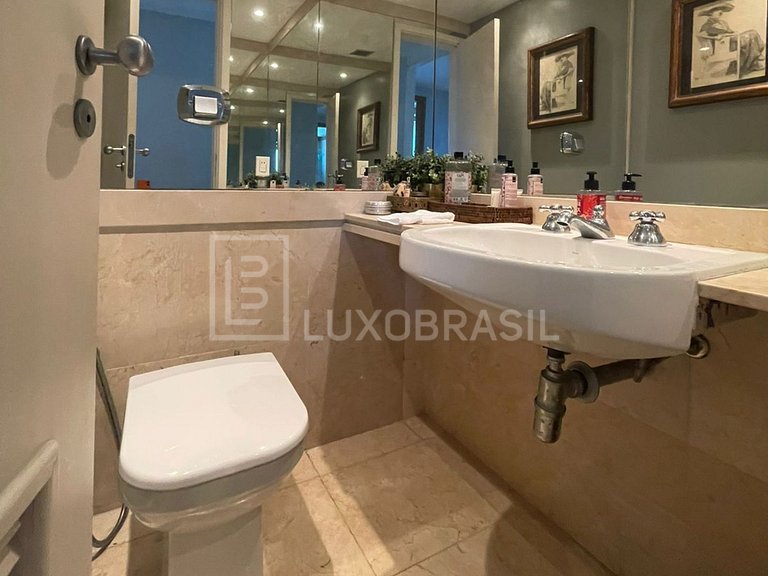 LB - RJ990 Apartamento com 04 Quartos no Costa del Sol à ven