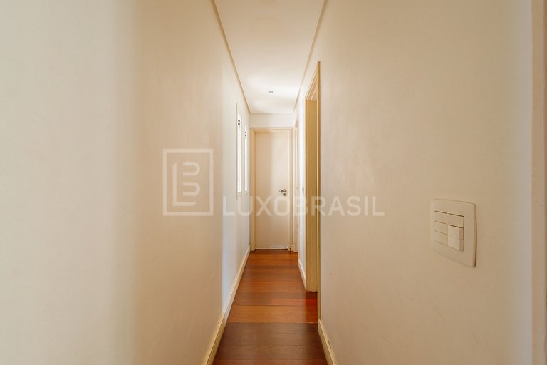 LB - RJ924 Apartamento com 03 quartos à venda, 222 m² por R$