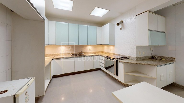 LB - RJ982 Cobertura com 03 Quartos à venda, 330 m² por R$ 7