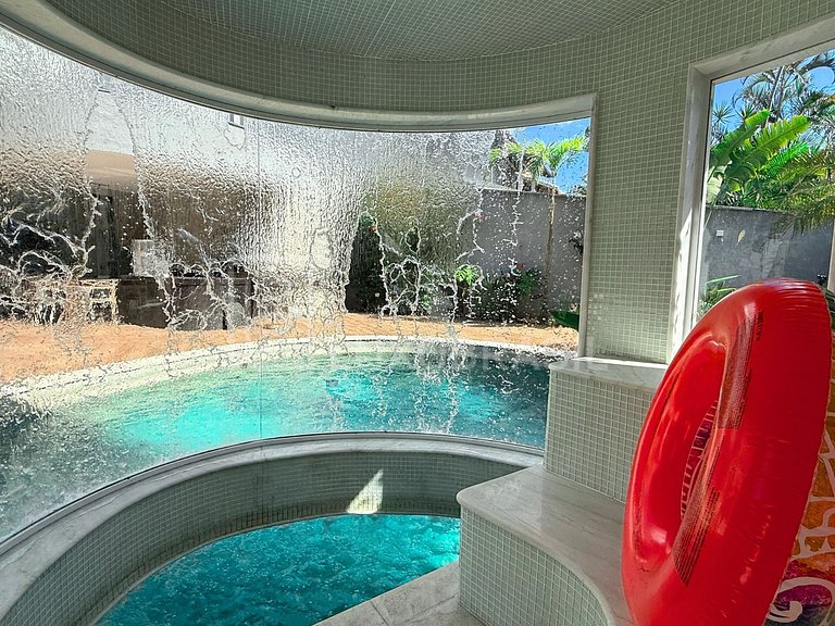 LB - RJ886 Casa Triplex com Piscina e 7 Suítes no Vivendas d