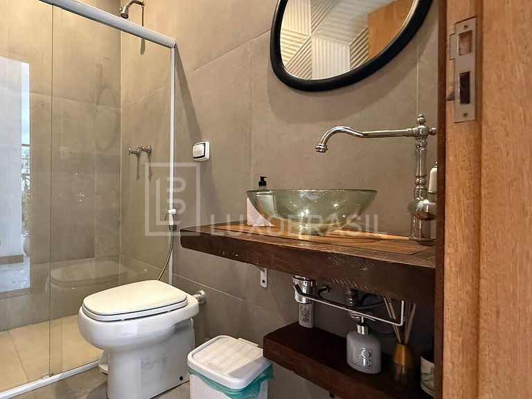 LB - RJ886 Casa Triplex com Piscina e 7 Suítes no Vivendas d