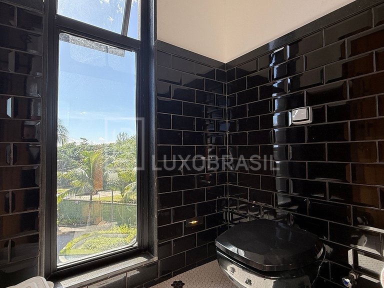 LB - RJ886 Casa Triplex com Piscina e 7 Suítes no Vivendas d