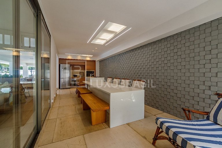 LB - RJ945 Casa com 04 Suítes à venda, 900 m² por R$ 10.500.