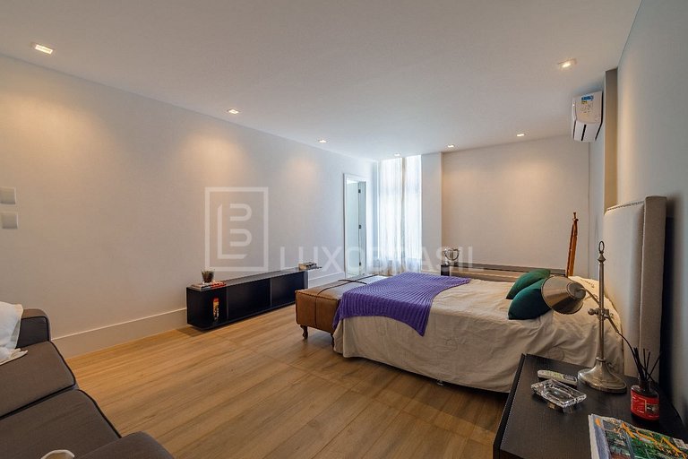 LB - RJ945 Casa com 04 Suítes à venda, 900 m² por R$ 10.500.