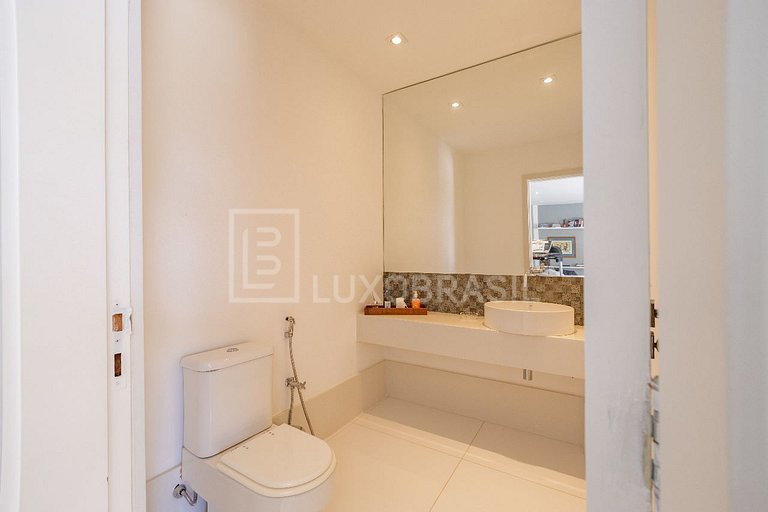 LB - RJ945 Casa com 04 Suítes à venda, 900 m² por R$ 10.500.
