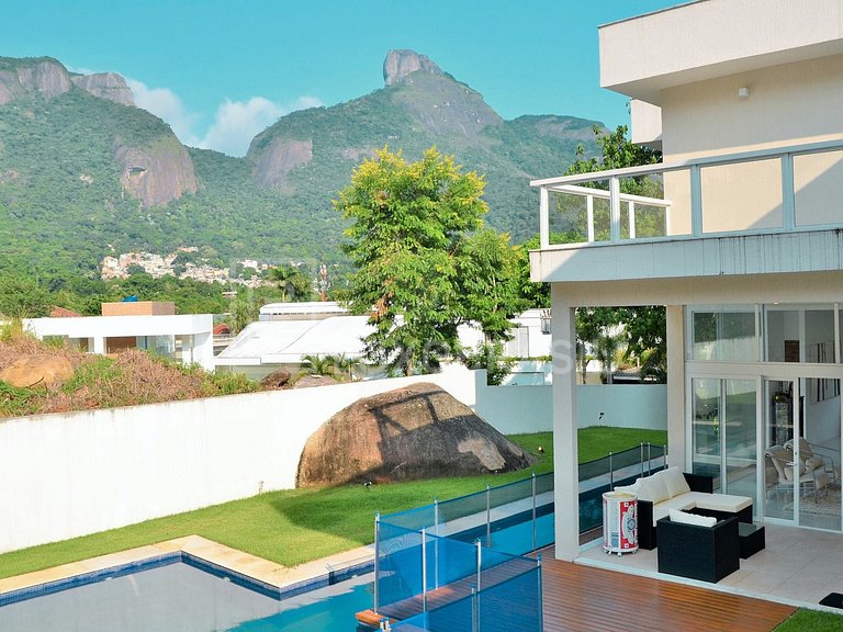 LB - RJ154 Casa com 4 dormitórios à venda, 500 m² por R$ 6.0