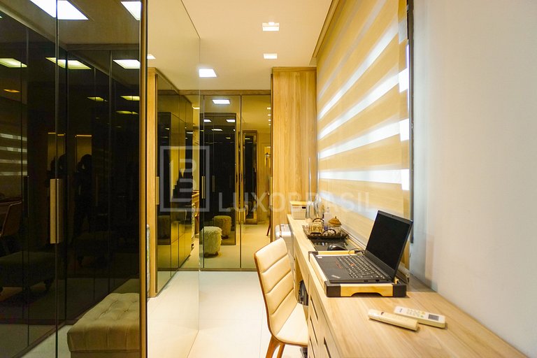 LB - RJ855 Penthouse de 4 Suites, 360 m² – Alquiler a Largo