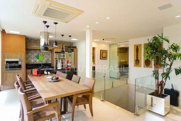 LB - RJ855 4-Suite Penthouse, 360 m² – Long-Term Rental – Ba
