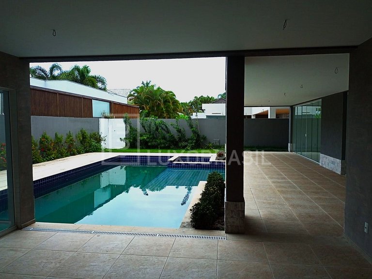 LB - RJ959 Mansão em estilo contemporâneo, com 928m² de área