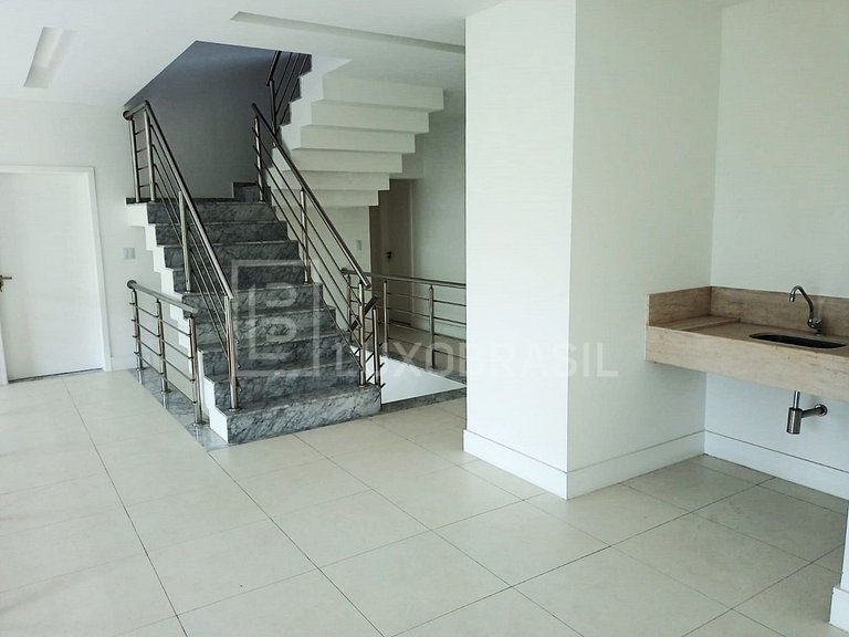 LB - RJ959 Mansão em estilo contemporâneo, com 928m² de área