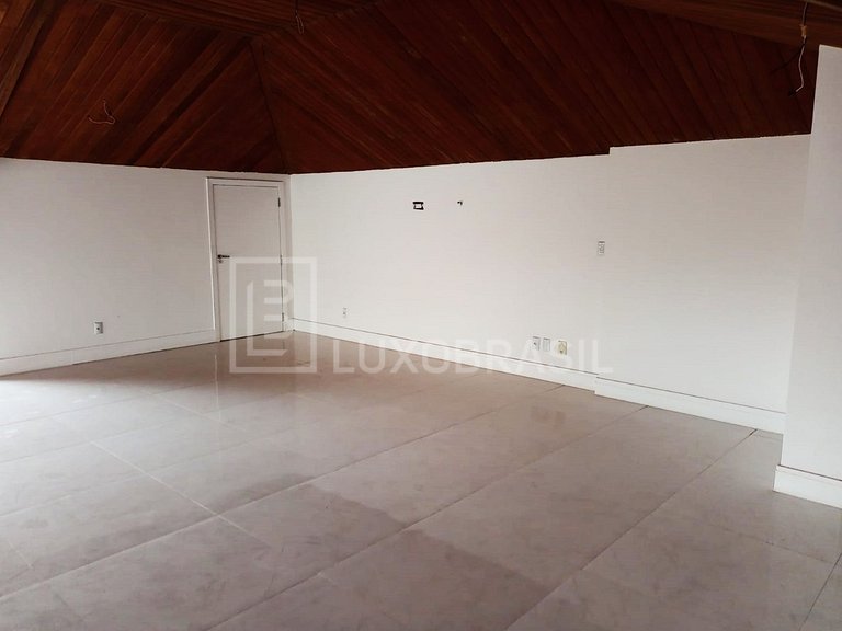 LB - RJ959 Mansão em estilo contemporâneo, com 928m² de área