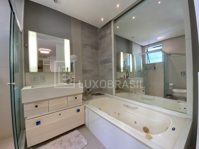 LB - RJ715 Apartamento com 02 suítes à venda, 198 m² por R$