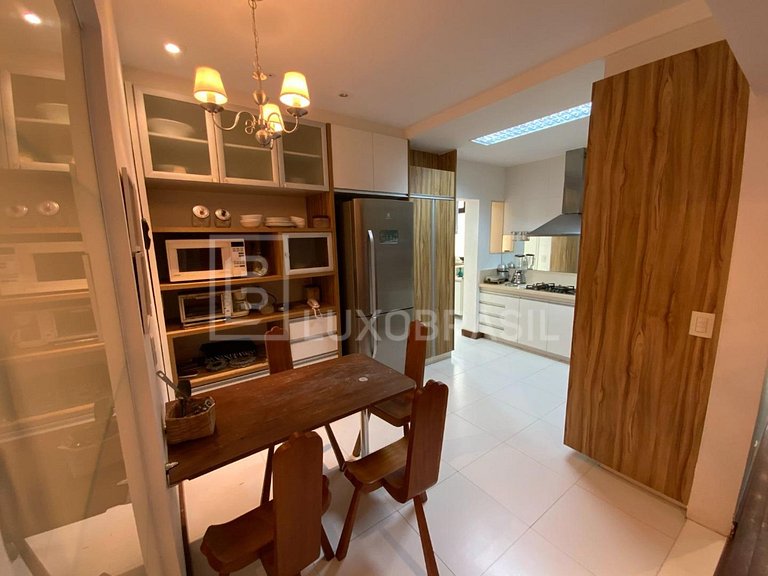 LB - RJ715 Apartamento com 02 suítes à venda, 198 m² por R$