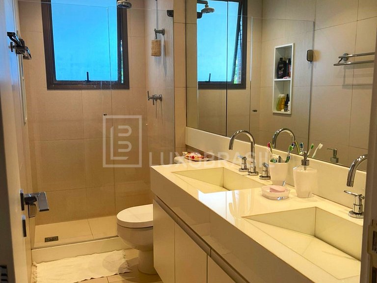 LB - RJ968 Apartamento com 03 quartos à venda, 159 m² por R$