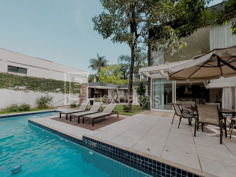 LB - RJ950 Magnífica Casa em Estilo Neo Contemporãneo em Con