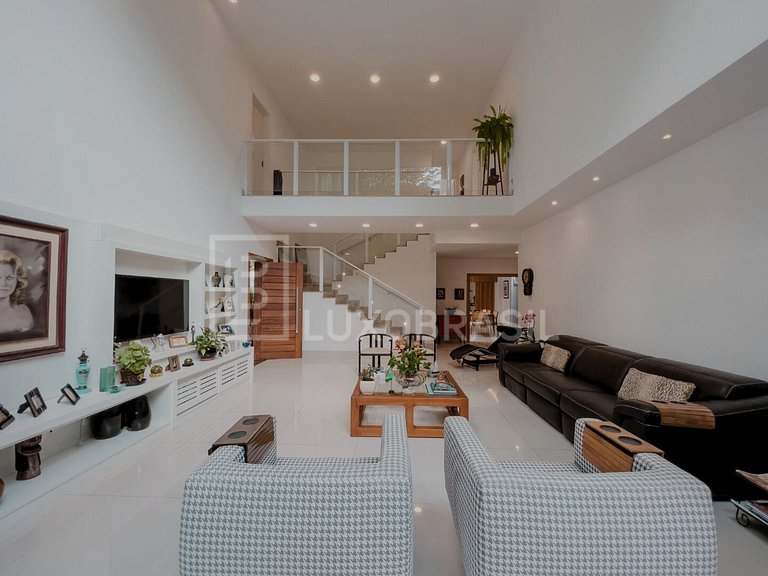 LB - RJ950 Magnífica Casa em Estilo Neo Contemporãneo em Con