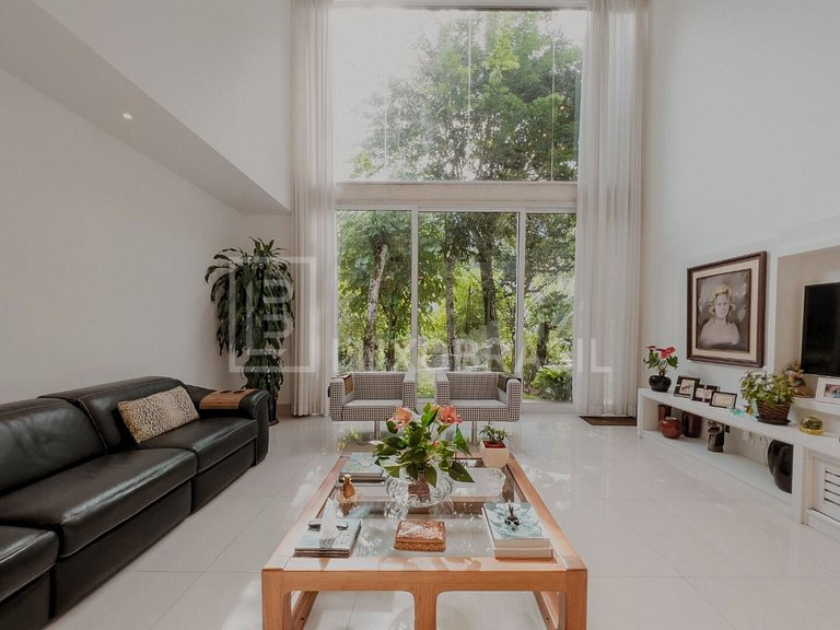 LB - RJ950 Magnífica Casa em Estilo Neo Contemporãneo em Con