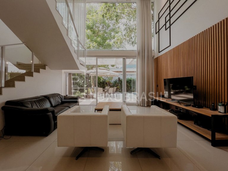 LB - RJ950 Magnífica Casa em Estilo Neo Contemporãneo em Con