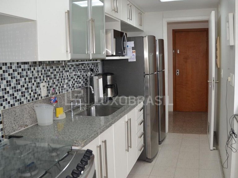 LB - RJ517 Apartamento com 3 quartos, 132 m², à venda por R$