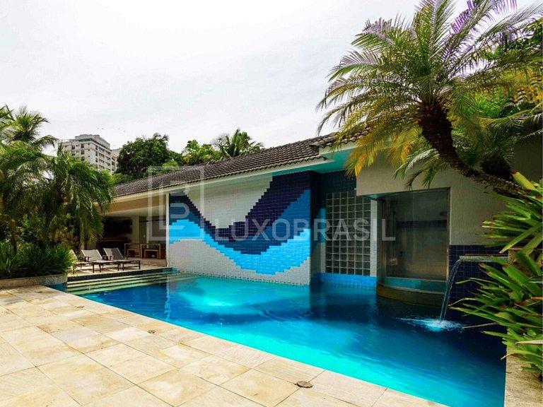 LB - RJ956 Mansão Triplex com 04 suítes à venda, 850 m² por