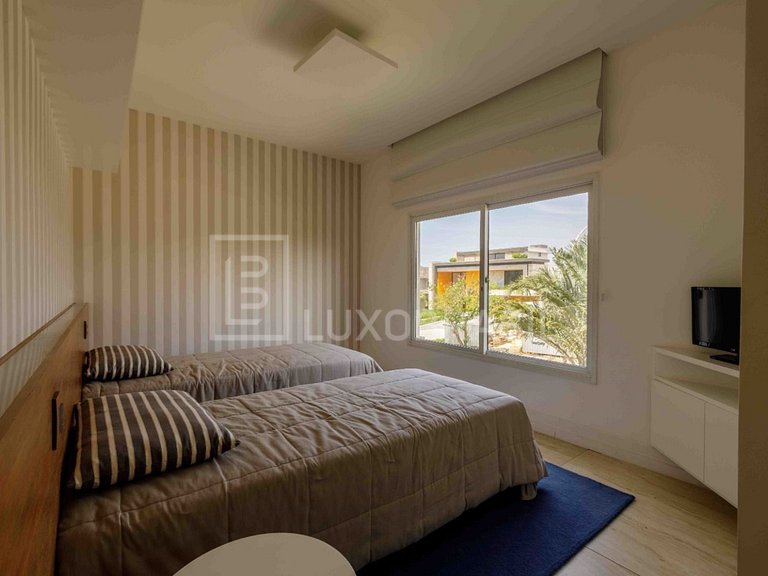 LB - RJ956 Mansão Triplex com 04 suítes à venda, 850 m² por