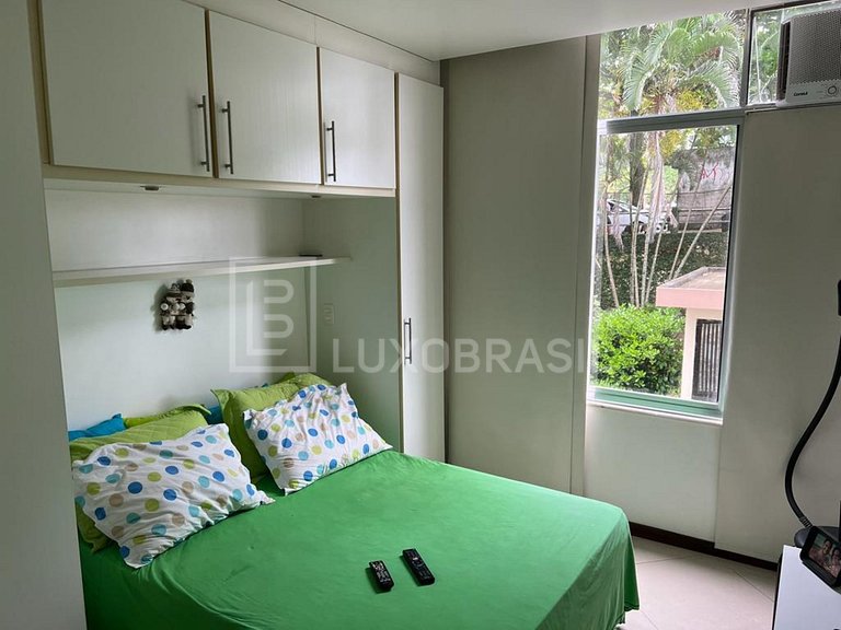 LB - RJ888 Studio mobiliado na Barra da Tijuca – R$4.800/mês
