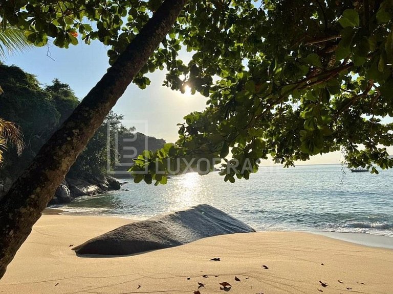 LB - AR807 Terreno à venda, 9800 m² por R$ 7.700.000 - Praia