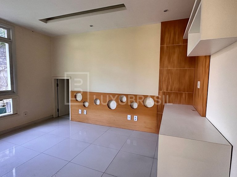 LB - RJ923 Casa com 04 quartos à venda, 450 m² por R$ 3.350.