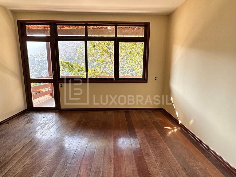 LB - RJ923 Casa com 04 quartos à venda, 450 m² por R$ 3.500.