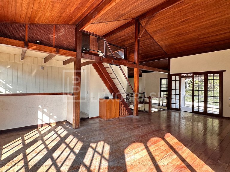 LB - RJ923 Casa com 04 quartos à venda, 450 m² por R$ 3.100.