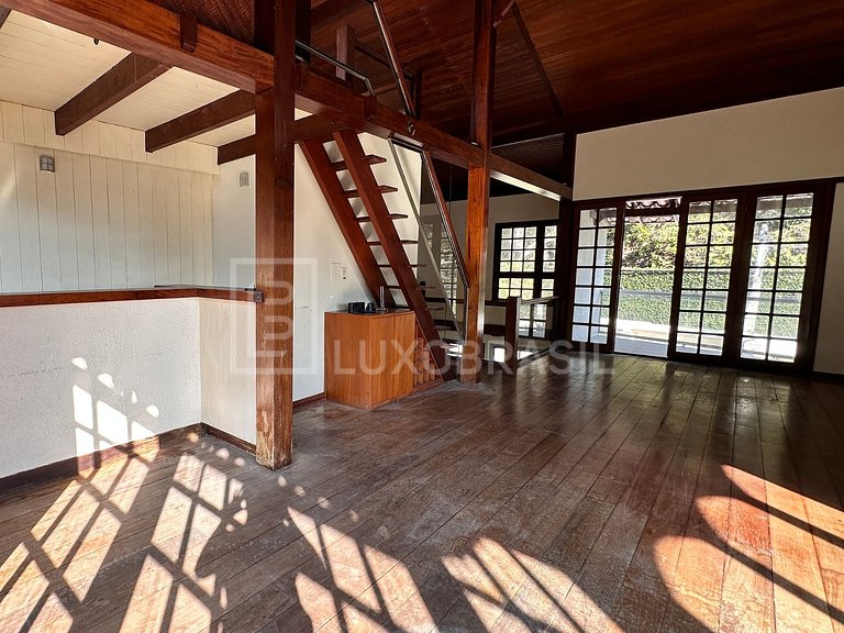 LB - RJ923 Casa com 04 quartos aluguel fixo, 450 m² por R$ 9