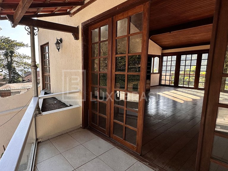 LB - RJ923 Casa com 04 quartos aluguel fixo, 450 m² por R$ 9