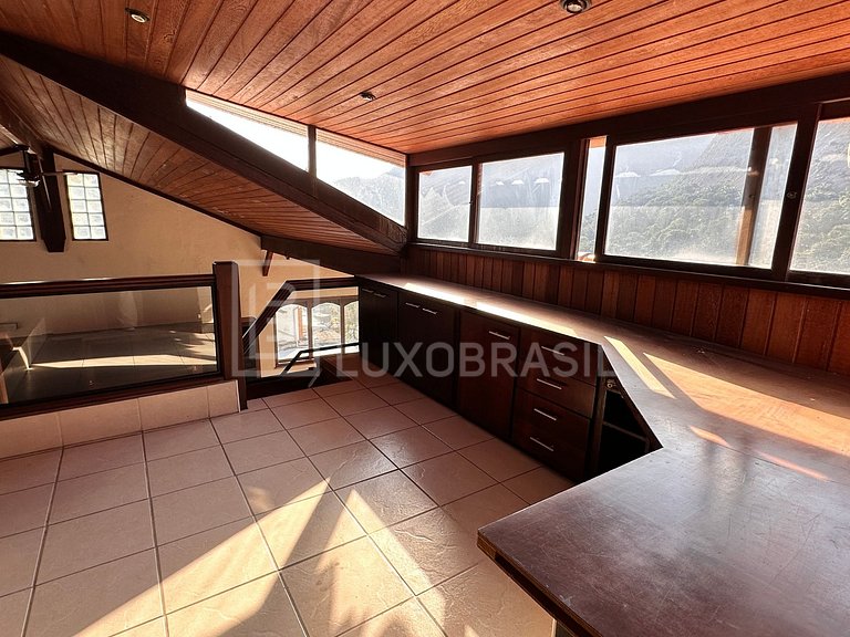 LB - RJ923 Casa com 04 quartos à venda, 450 m² por R$ 3.100.