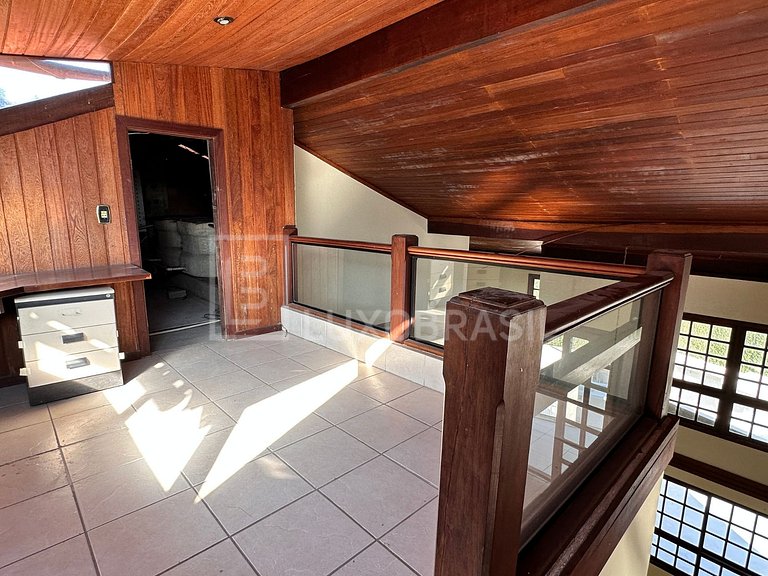 LB - RJ923 Casa com 04 quartos à venda, 450 m² por R$ 3.500.