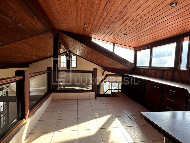 LB - RJ923 Casa com 04 quartos à venda, 450 m² por R$ 3.100.