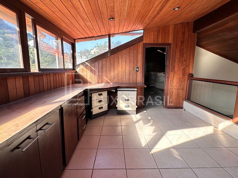 LB - RJ923 Casa com 04 quartos à venda, 450 m² por R$ 3.500.