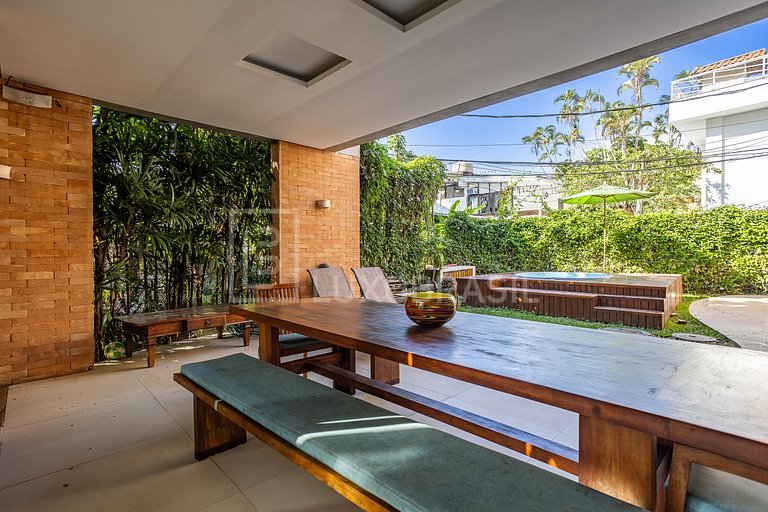 LB - RJ63 Casa Vivendas da Barra 3 Suites Vacation Rental